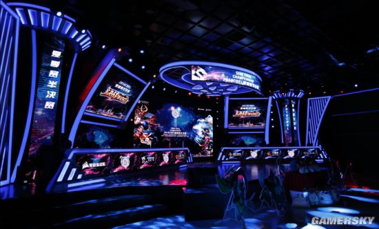 中超联赛的 中超联赛的