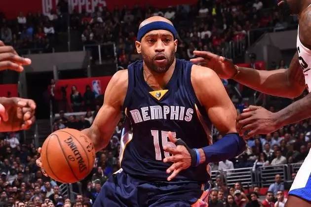 而他的老东 而他的老东